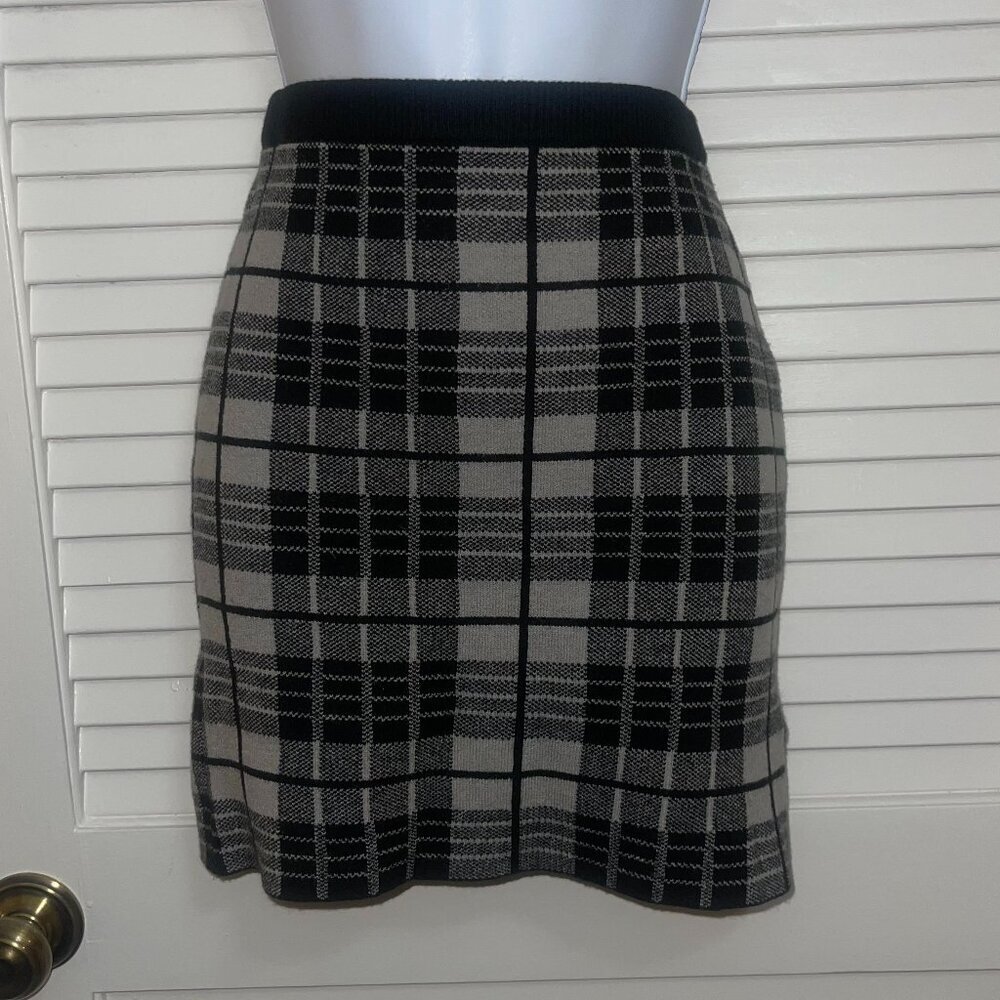 Love Tree Juniors Plaid Knit Mini Skirt Black Gray M